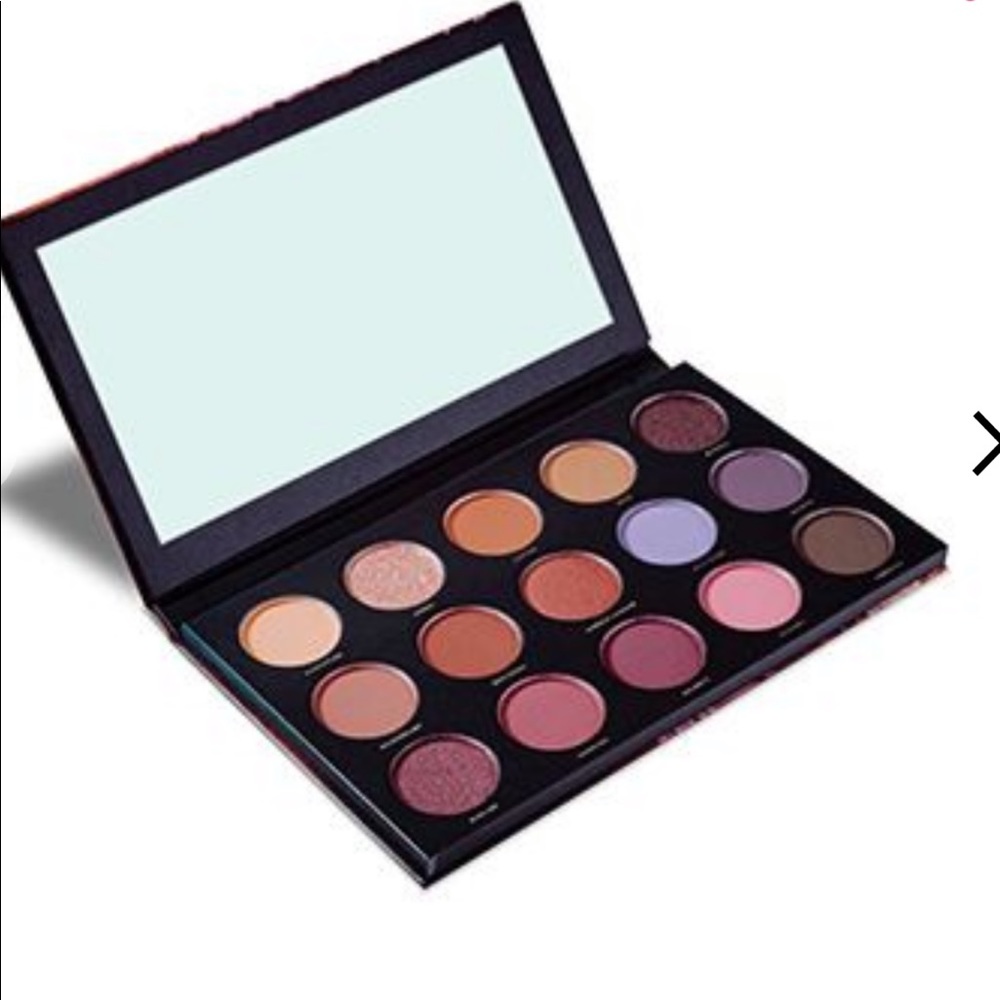 $12 HIPDOT ZION PRESSED PIGMENT PALETTE.